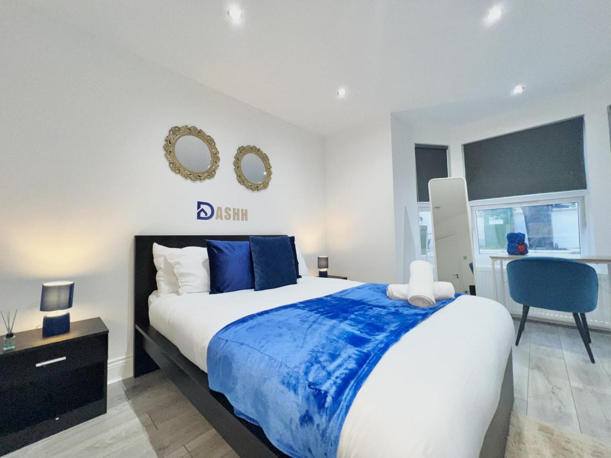 Charming 3-Bed Flat In Shepherds Bush - Sleeps 9 Лондон Экстерьер фото